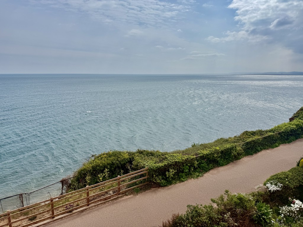 Lot: 124 - TOP FLOOR APARTMENT WITH STUNNING SEA VIEWS - View from property